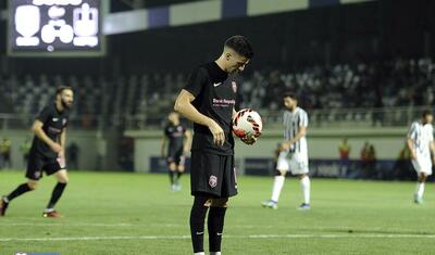 “Sabah” vs "Neftçi": İki İNSİDENT, ÜÇ... FOTOREPORTAJ