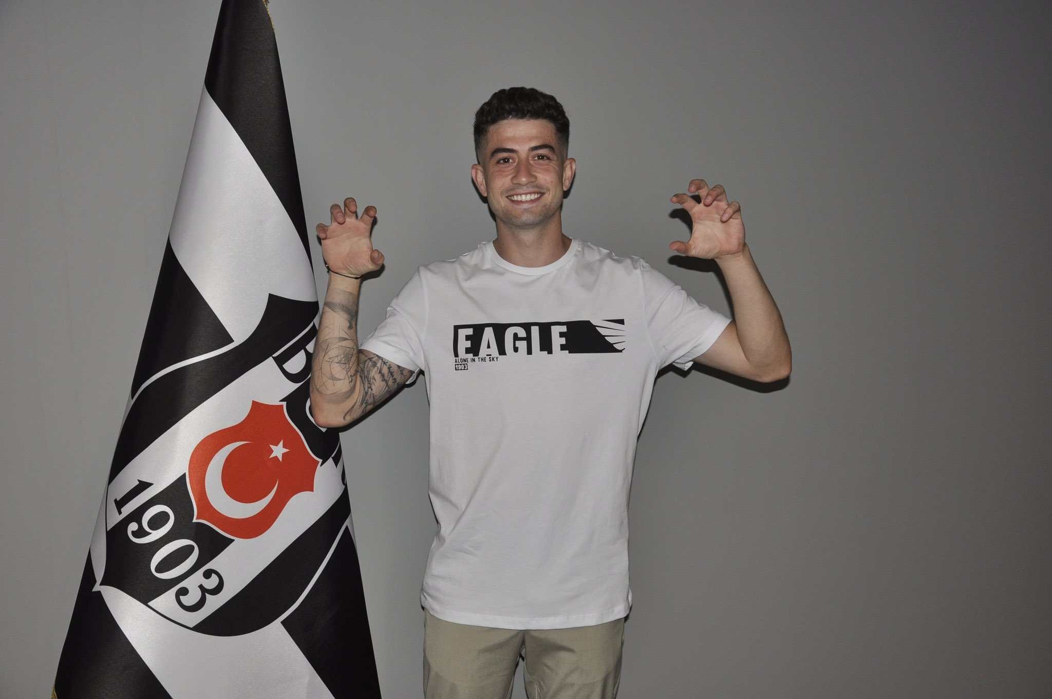 "Beşiktaş" bu dəfə 21 yaşlı yarımmüdafiəçi transfer etdi