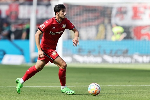 Tanınmış iranlı futbolçudan ölkəsində baş verənlərə etiraz: “Ayıb olsun!”