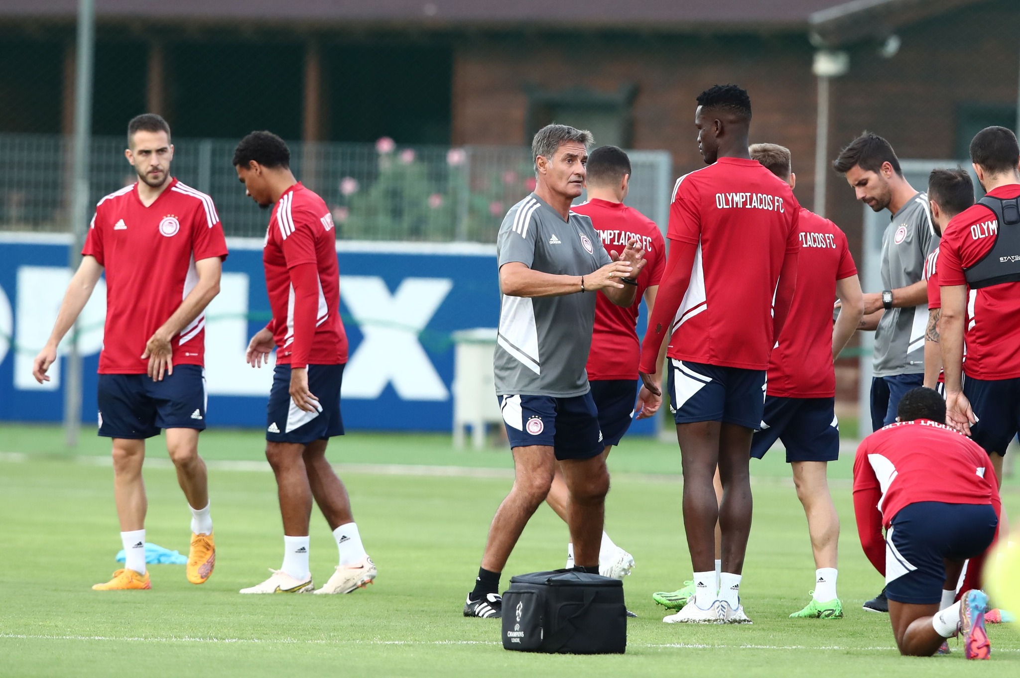 "Olimpiakos"un iki əsas futbolçusu "Qarabağ"la oyunda forma geyinməyəcək?