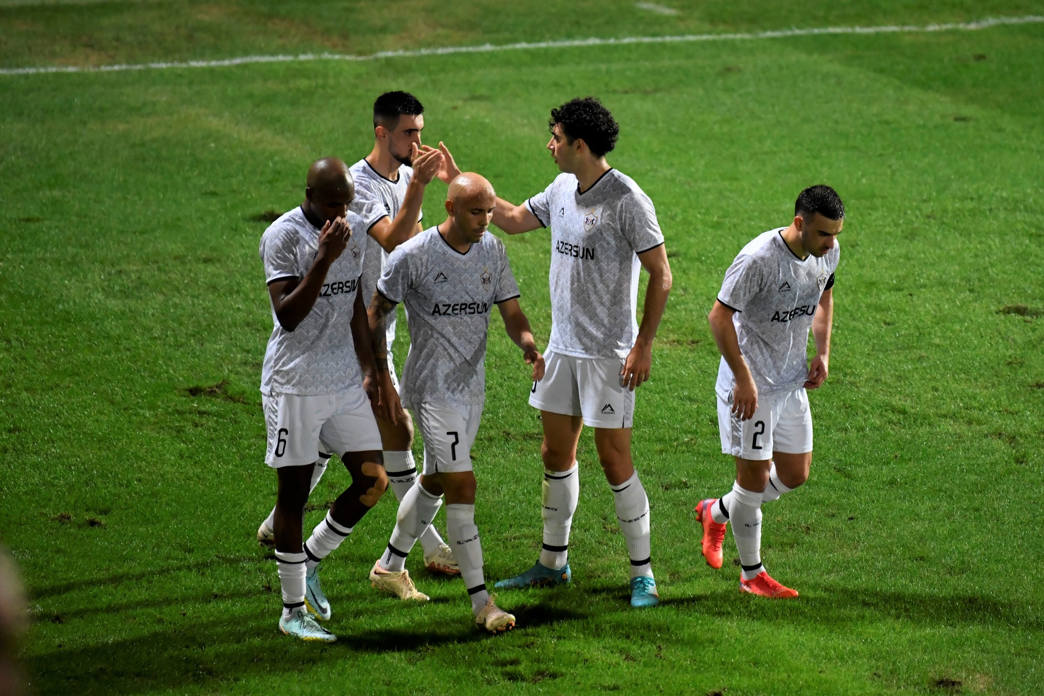 UEFA "Olimpiakos"la "Qarabağ"ı araşdırdı, açdı sandığı, tökdü pambığı...