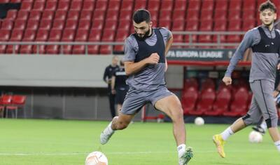 "Qarabağ" bir gecə Pireydə -