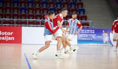 Azərbaycan çempionu Bakıda qazaxlara böyük hesabla uduzdu -