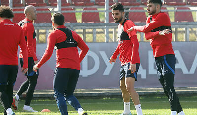 Mahir, Ramil, Emin və başqaları… SKOPYEDƏN