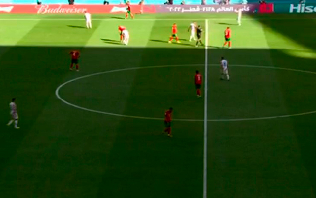 Azarkeş fit çaldı, futbolçular oyunu dayandırdı - QƏRİBƏ HADİSƏ: