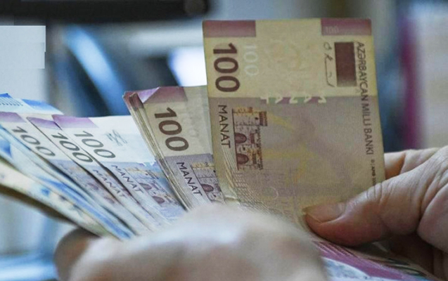 Azərbaycanda bu şəxslər gələn ildən maaşlarına əlavələr alacaqlar