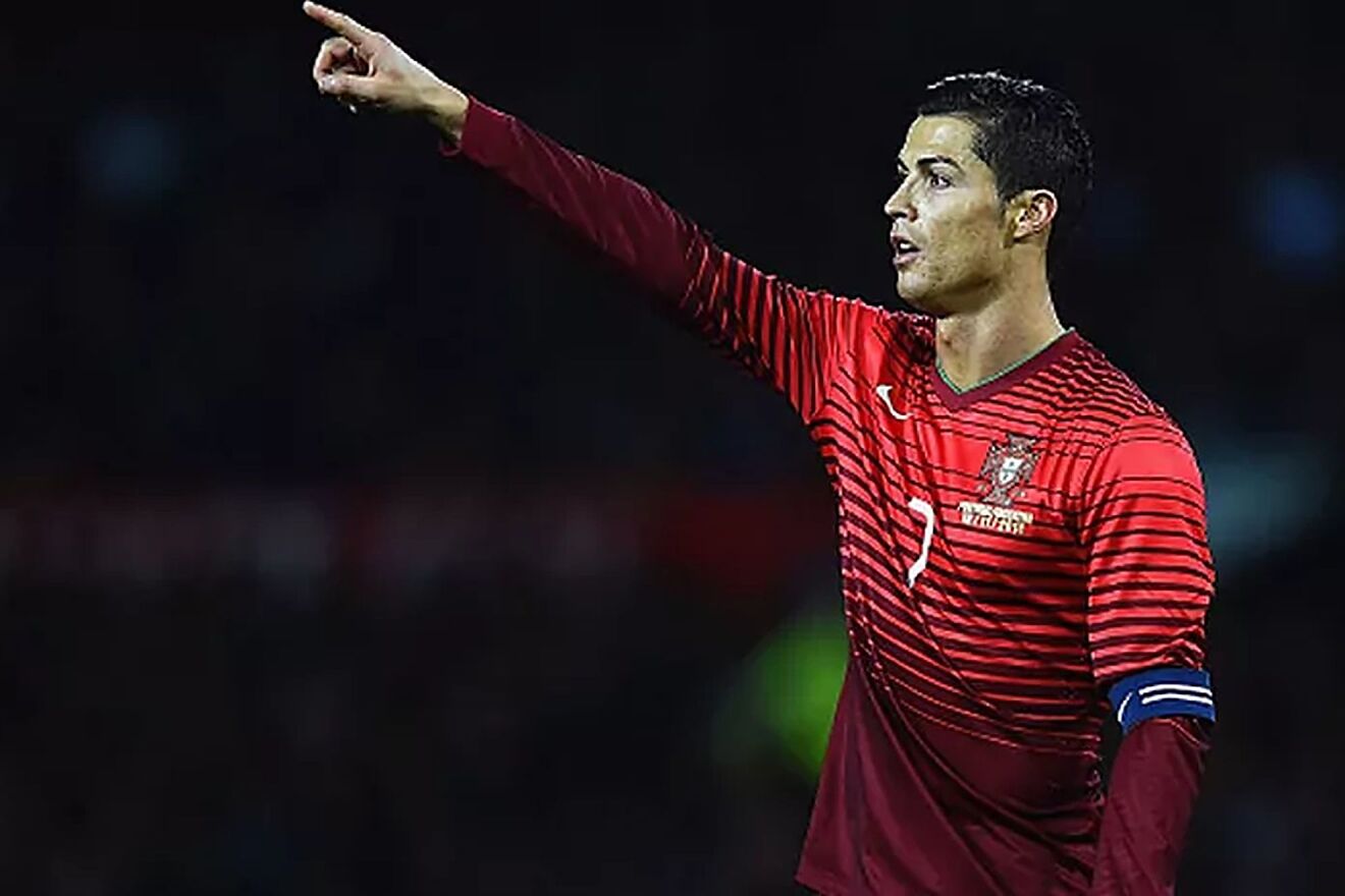 Ronaldo ən pis oyunçuların simvolik komandasında