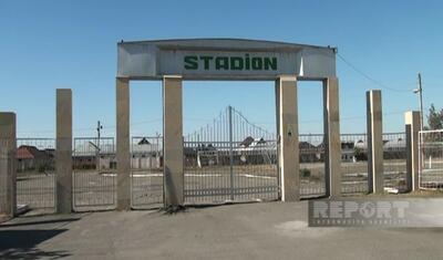 Rayonun mərkəzi stadionunda oturacaqlar dağılıb, yardımçı bina talan edilib -