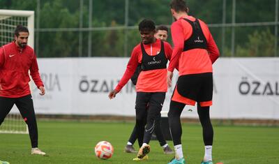 "Neftçi": Bu legioner yenidən komandaya döndü -