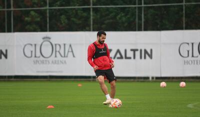 "Neftçi": Bu legioner yenidən komandaya döndü -