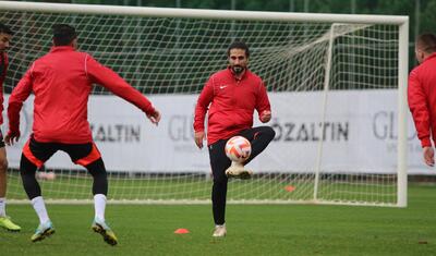 "Neftçi": Bu legioner yenidən komandaya döndü -