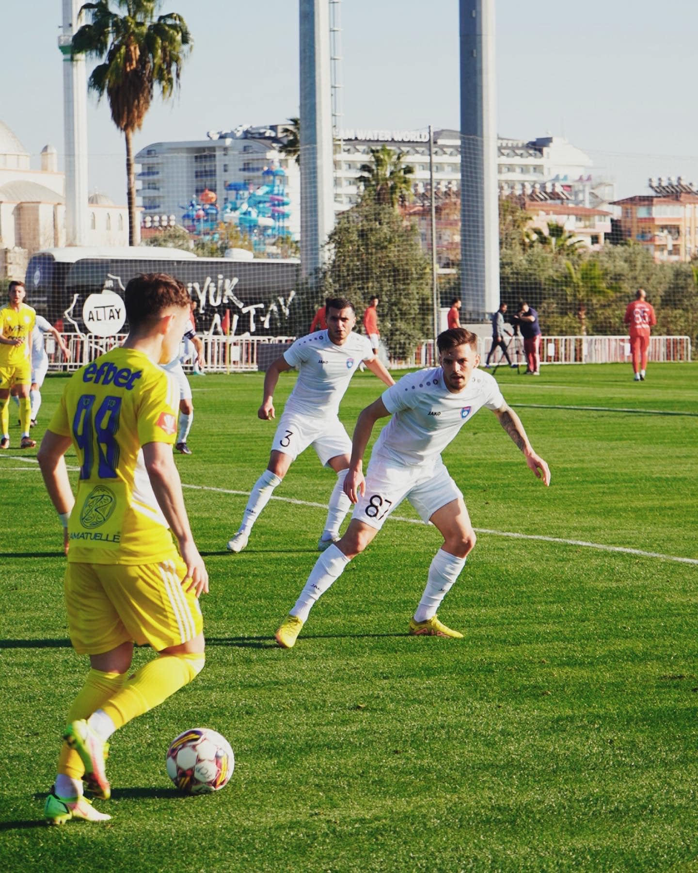 Azərbaycan klubu "doşab alıb, bal çıxıb"