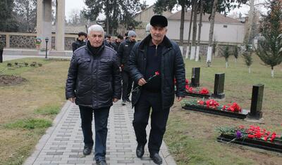 "Turan Tovuz" Şəhidlər xiyabanını ziyarət etdi -