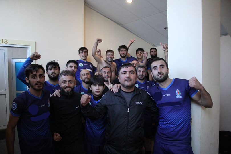 Azərbaycan çempionatında futbolçu kimi meydançaya çıxan klub prezidenti kimdir?
