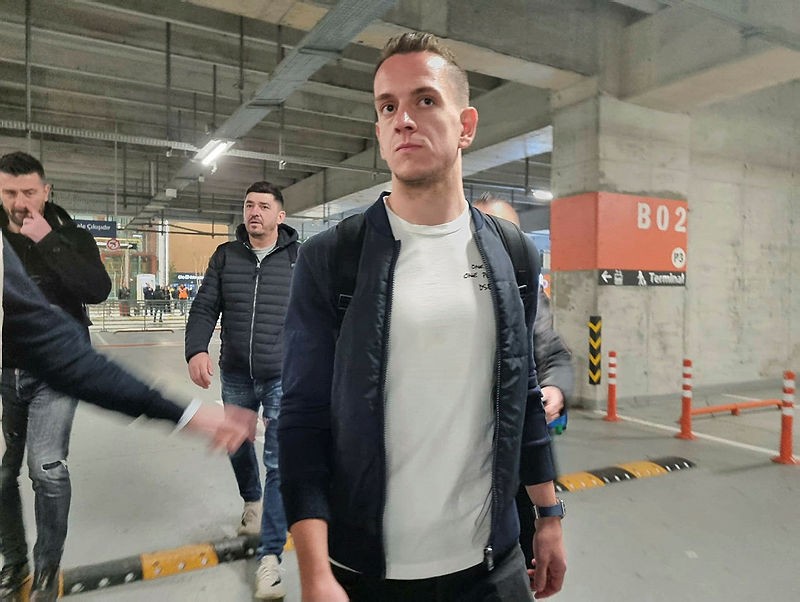 Bosniya ve herseqovinalı yarımmüdafiəçi paytaxt klubunda