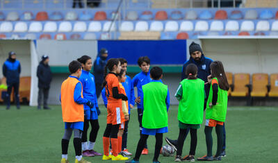 “Xırdalan”lı qız futbolçular “Sabah”ın qonağı oldu -