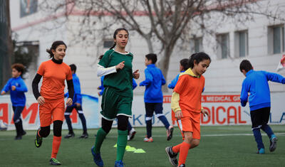 “Xırdalan”lı qız futbolçular “Sabah”ın qonağı oldu -