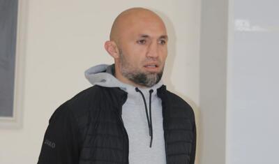 Kənd məktəbinin şagirdləri futbolçuları elə qarşıladı ki…
