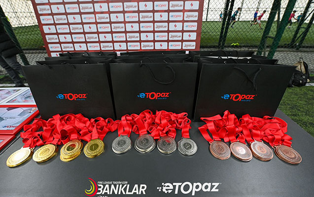 “ETOPAZ”ın baş sponsoru olduğu Banklar Liqasının qalibi müəyyənləşdi