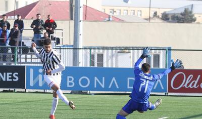 “Neftçi”: Böyüklərin bacarmadığını “balacalar” atdi - “Kiçik derbi”dən