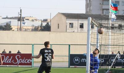 “Neftçi”: Böyüklərin bacarmadığını “balacalar” atdi - “Kiçik derbi”dən