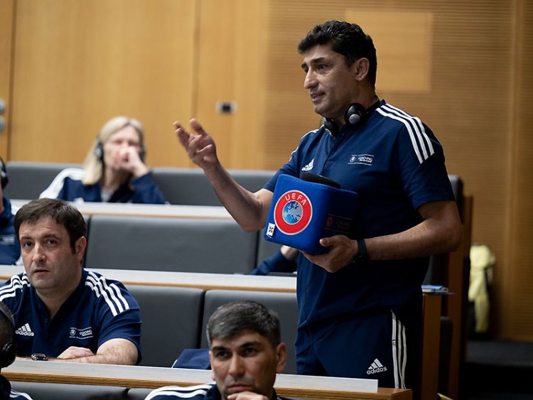 "Qarabağ"ın məşhur şəxsindən sərt sözlər: "Əgər kişiliyin çatırsa..."