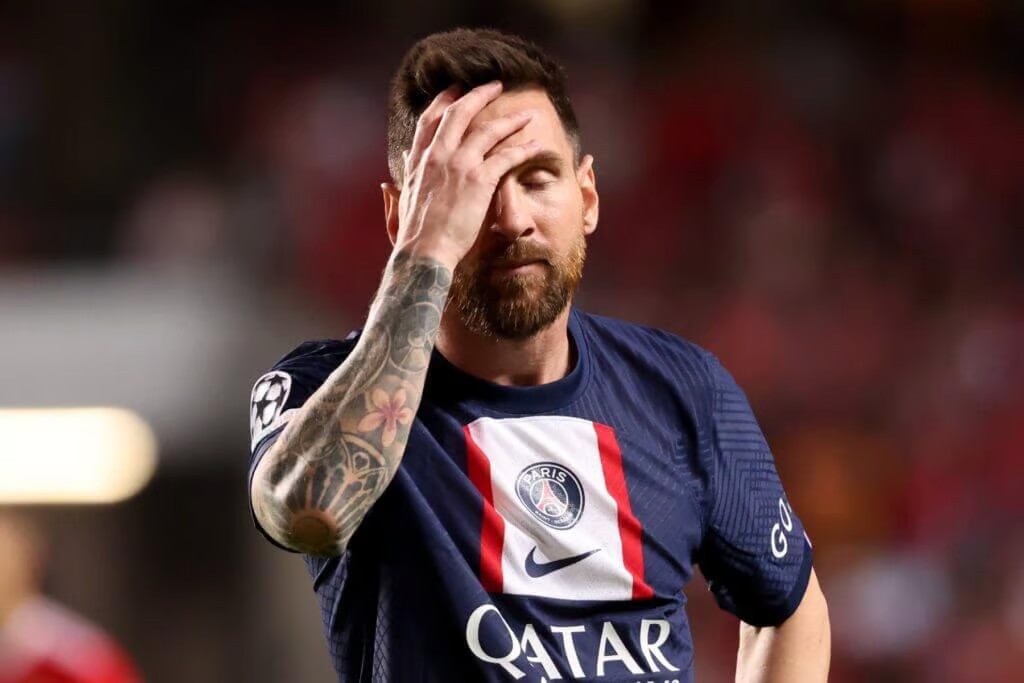 Messi baş məşqçidən narazı qaldı, çıxıb getdi - QALMAQAL
