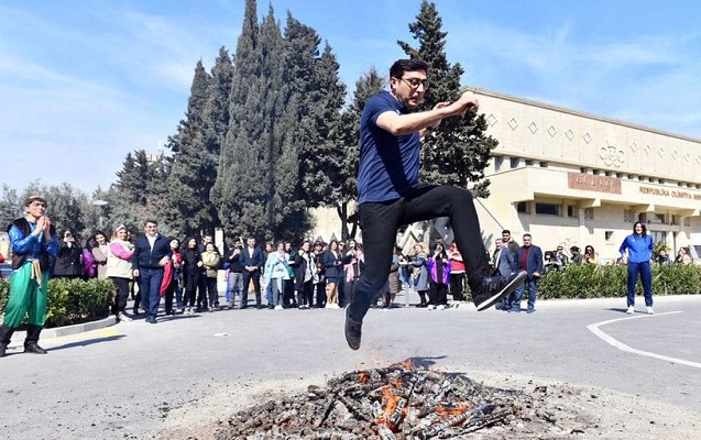 İdman nazirinin bu FOTOsu sosial şəbəkədə maraqla qarşılandı