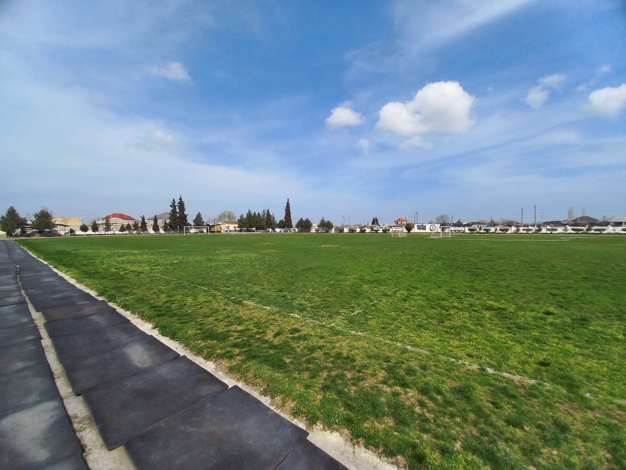 Birinci çempionatdan yadigar qalan stadion – SİYƏZƏNDƏN FOTOLAR