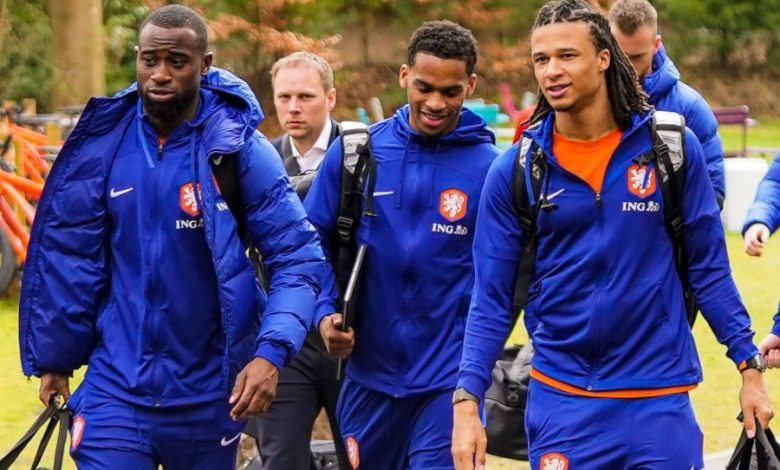 Beş futbolçu düşərgəni tərk etdi - Niderland yığmasında