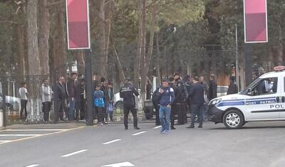 "Kapital Bank Arena"nın qapıları "Sumqayıt"lı azarkeşlərin üzünə bağlandı - FOTO FAKT