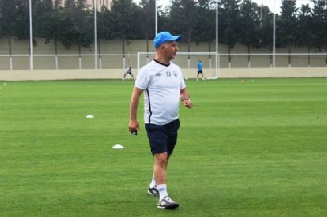 "Qəbələ" sanki uşaqlarla oynayırdı. sərt danışığım oldu"