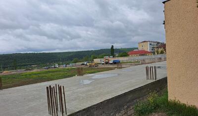 Azərbaycanda bu stadionu "tısbağa sürəti" ilə tikirlər -