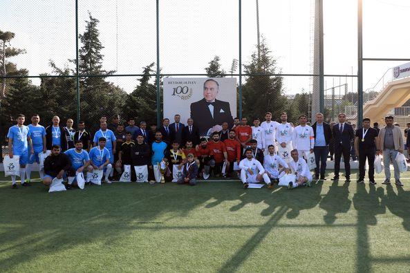 "Sumqayıt" Heydər Əliyevin 100 illik yubileyinə həsr olunmuş turnir keçirdi - FOTOREPORTAJ