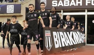 "Sabah" vs "Beşiktaş": İki qardaşın qovuşması anı -