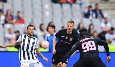 "Sabah" vs "Beşiktaş": İki qardaşın qovuşması anı -