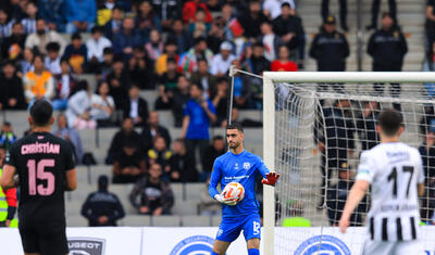 "Sabah" vs "Beşiktaş": İki qardaşın qovuşması anı -