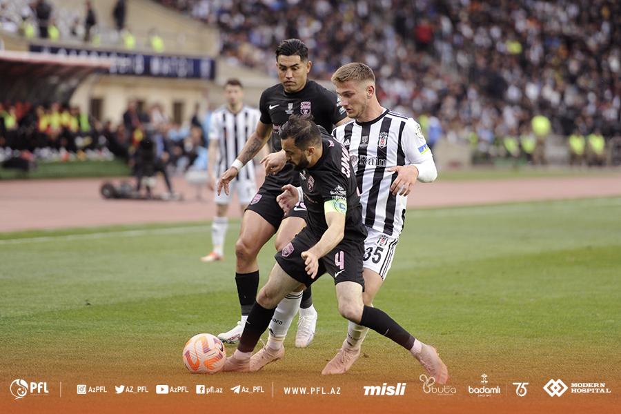 “Sizi sevirik” - “Sabah” – “Beşiktaş” oyunu Türkiyənin gündəmində