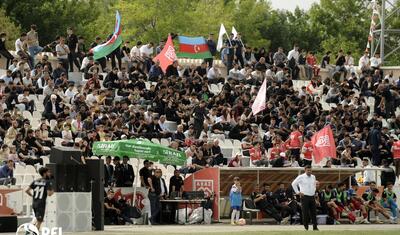 Rövnəq Abdullayev regionda futbol izlədi -