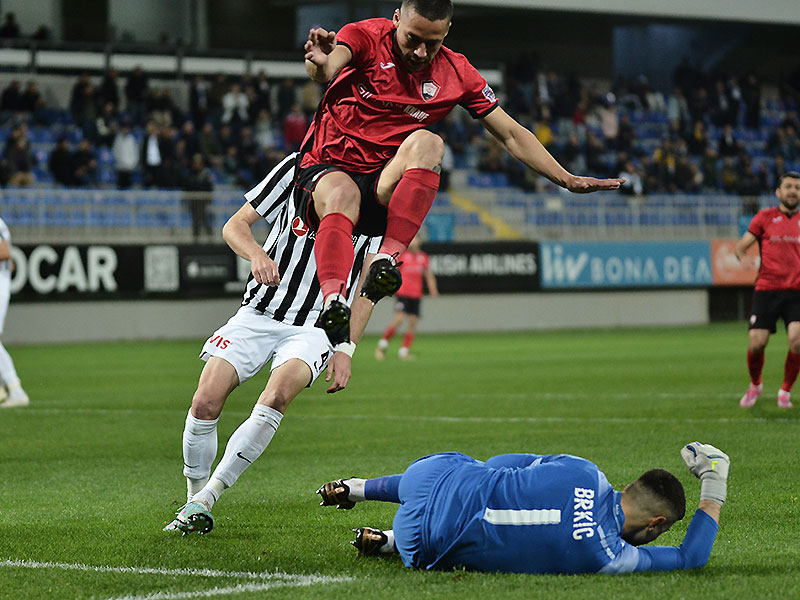 Finalda kim güləcək - "Qəbələ"nin futbolu, yoxsa "Neftçi"nin şansı?