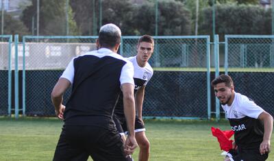 “Neftçi” müvəqqəti olaraq iki məşqçiyə tapşırıldı -