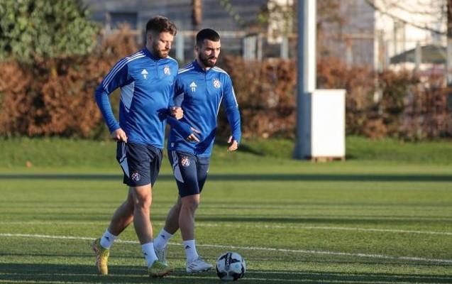 Mahir onları başına yığdı, bu işi gördü - "Dinamo" düşərgəsindən YENİ VİDEO
