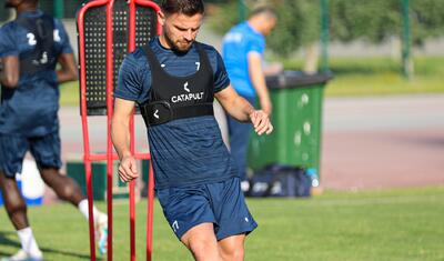 Yeni transfer iş başında - “Zirə”dən