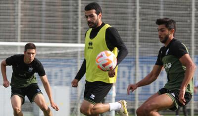 Yeni baş məşqçisinə qovuşan “Neftçi”də futbolçuların üzü güldü -