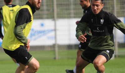 Yeni baş məşqçisinə qovuşan “Neftçi”də futbolçuların üzü güldü -