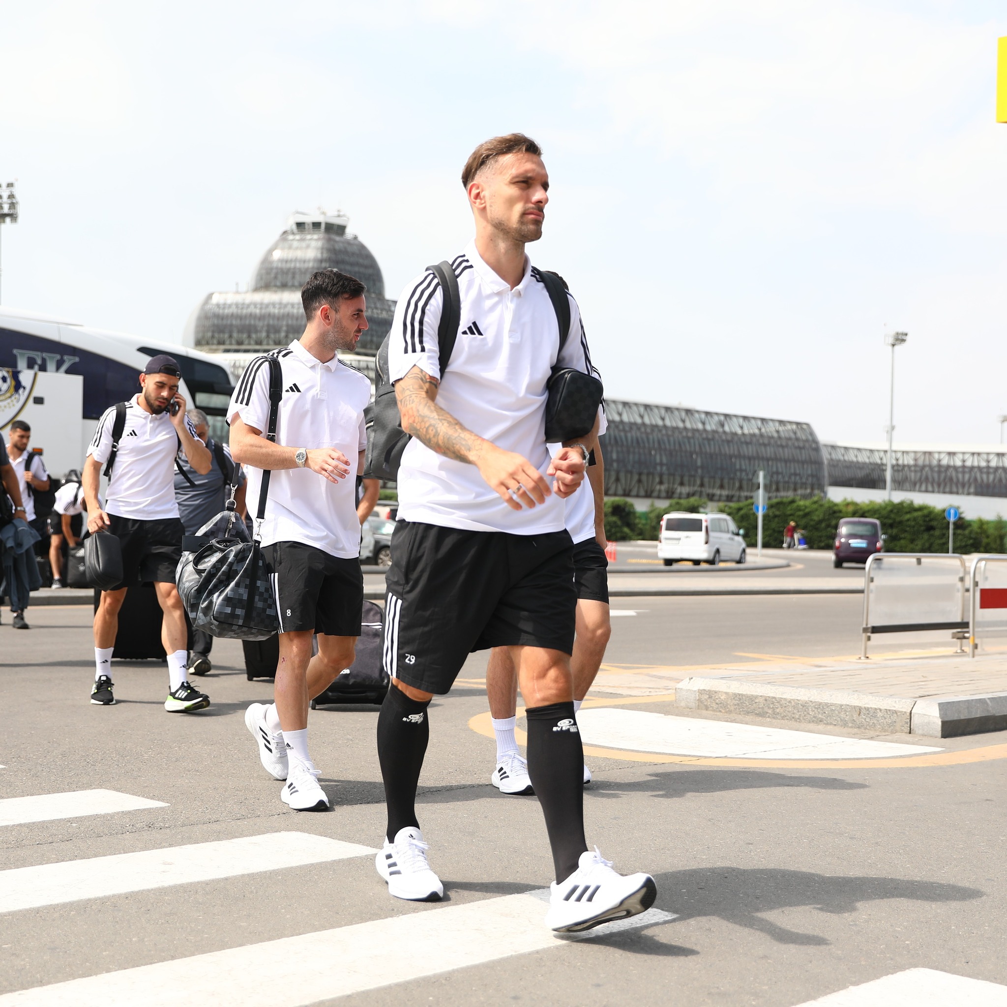“Qarabağ”ın futbolçuları Polşa yolunda - FOTOREPORTAJ