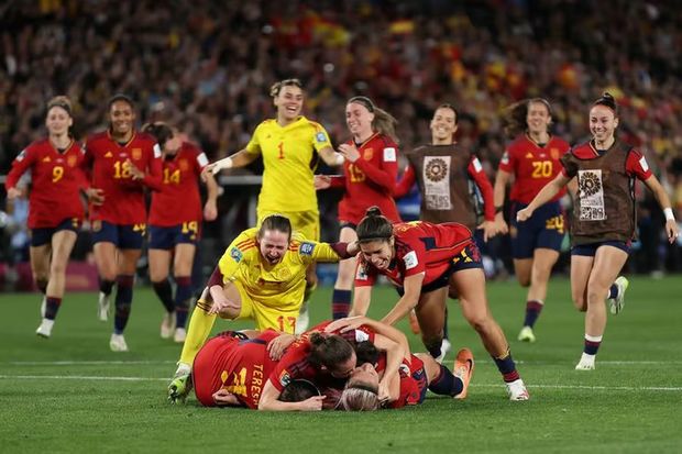 İspaniyalı qadınlar dünya çempionu oldu - VİDEO+FOTO