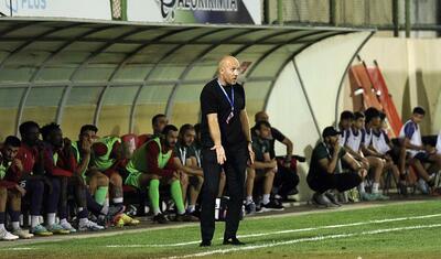 Mutunu "Neftçi"də mutlu edən paraqvaylı -