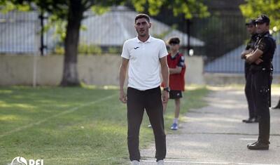 Klub rəhbərinin oğlu qol vurdu, qızlar baxdı -
