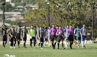Klub rəhbərinin oğlu qol vurdu, qızlar baxdı -
